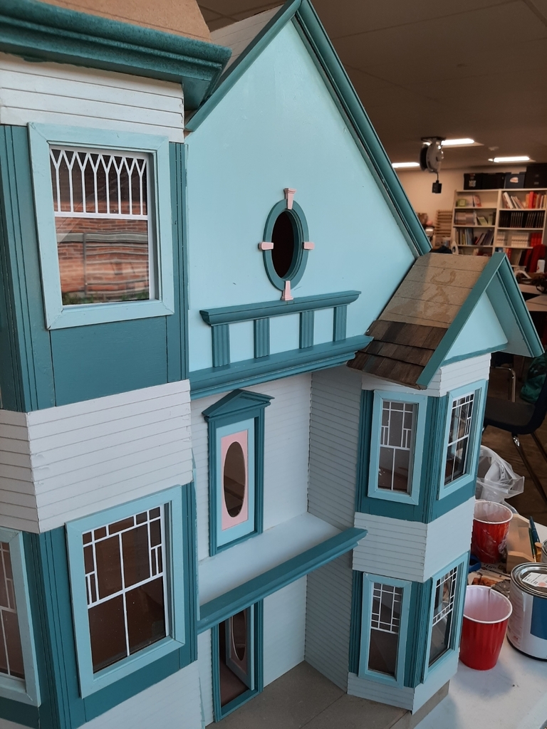 Exterior of the doll house. just need to add the trim